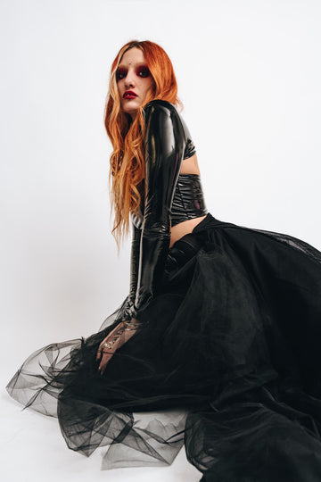 DIVINE BLACK